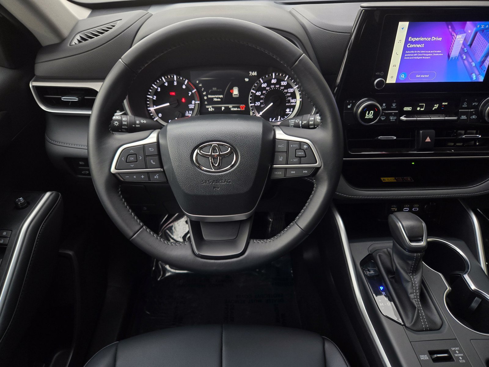 Certified 2026 Toyota Highlander XLE AWD/4WD image 13