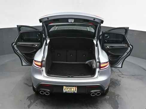 New 2026 Porsche Macan AWD/4WD image 39
