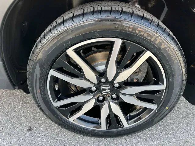 Used 2022 Honda Pilot Elite image 12