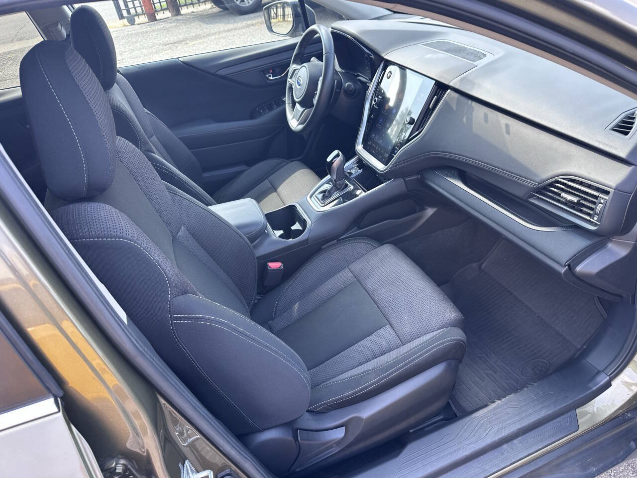 Used 2021 Subaru Outback Premium AWD/4WD image 36
