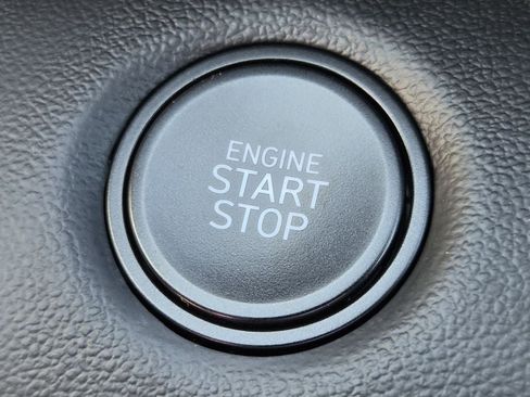 Used 2026 Hyundai Elantra Sport FWD image 21