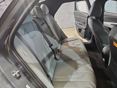 New 2026 Hyundai Elantra Limited image 12