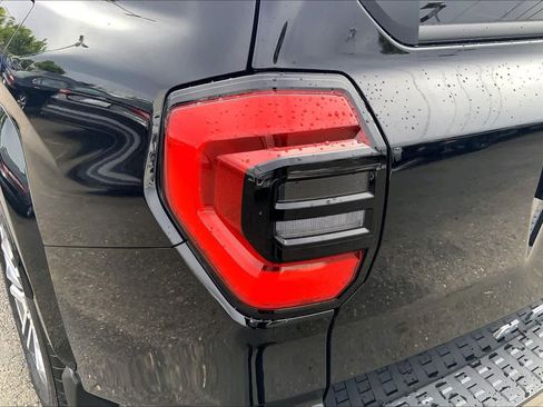 New 2026 Toyota 4Runner Limited AWD/4WD image 14