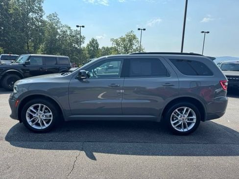 Used 2024 Dodge Durango GT AWD/4WD image 4