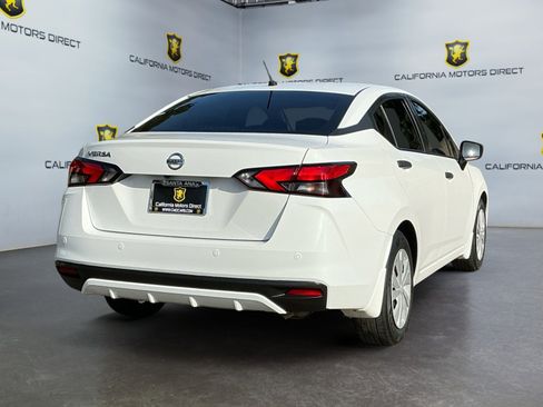 Used 2021 Nissan Versa S image 5