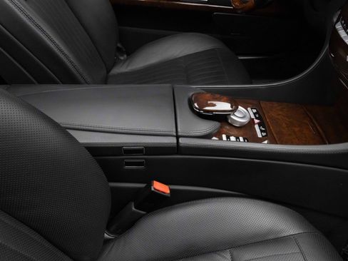 Used 2007 Mercedes-Benz CL 600 image 38