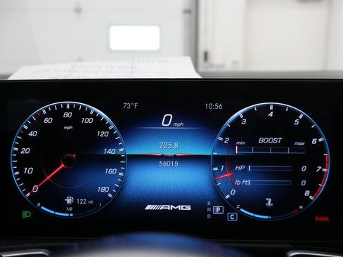 Used 2022 Mercedes-Benz GLB 35 AMG 4MATIC image 10