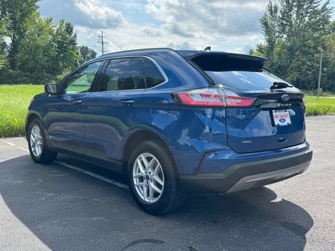 Certified 2022 Ford Edge SEL w/ Convenience Package AWD/4WD image 12