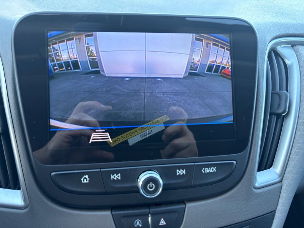 Used 2020 Chevrolet Malibu LS w/ Driver Confidence Package II FWD image 20