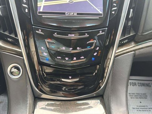 Used 2017 Cadillac Escalade Platinum AWD/4WD image 38