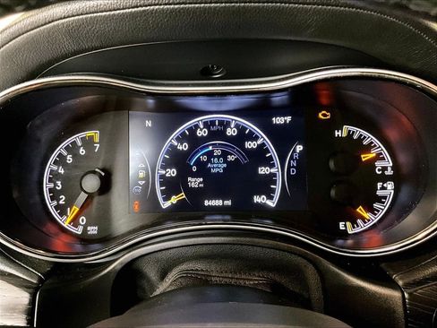 Used 2018 Jeep Grand Cherokee High Altitude AWD/4WD image 26