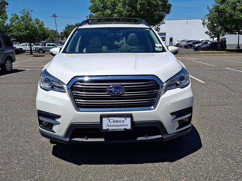 Used 2022 Subaru Ascent Limited w/ Technology Package AWD/4WD image 5