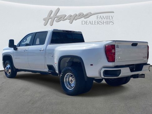 Used 2020 Chevrolet Silverado 3500 High Country image 8