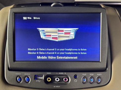 Used 2019 Cadillac Escalade Platinum AWD/4WD image 36