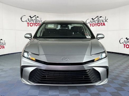 Used 2025 Toyota Camry LE FWD image 3