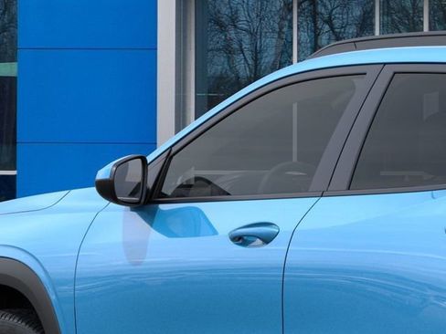 New 2026 Chevrolet Trax LT FWD image 12