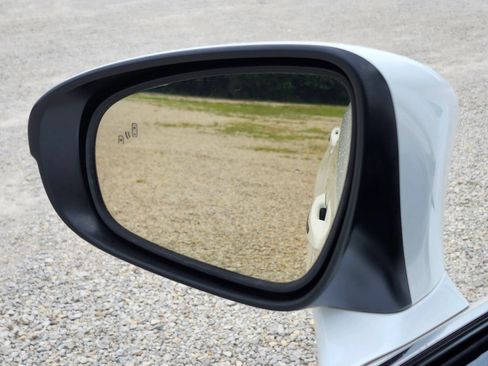 Used 2015 Lexus ES 350 w/ Luxury Package FWD image 32