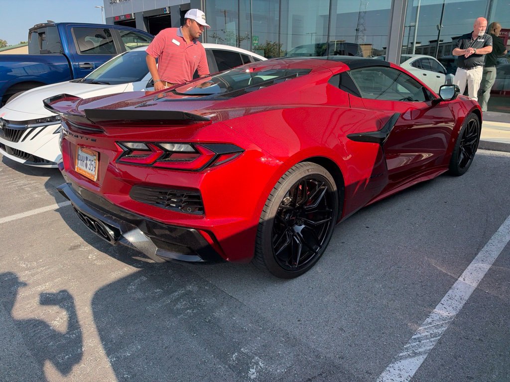 Used 2026 Chevrolet Corvette Z06 RWD image 4