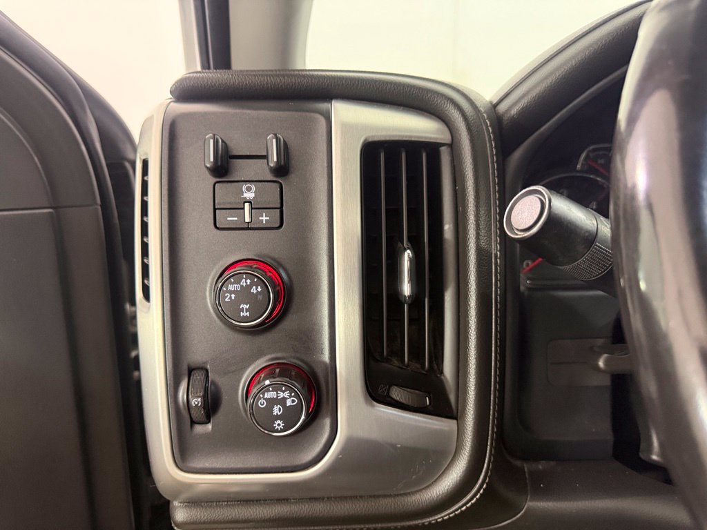 Used 2016 GMC Sierra 1500 SLT w/ SLT Preferred Package AWD/4WD image 15