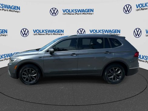 Used 2023 Volkswagen Tiguan SE FWD image 5