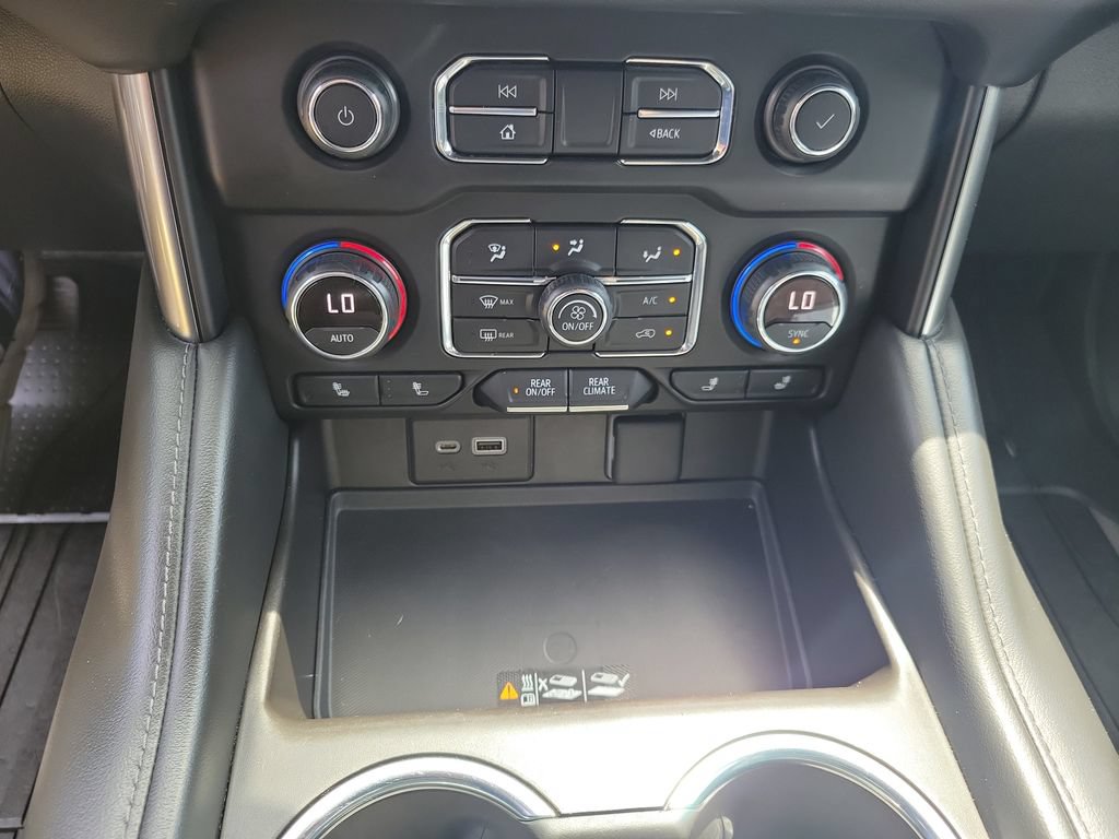 Used 2022 Chevrolet Tahoe Z71 AWD/4WD image 34