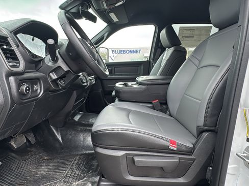 New 2026 RAM 2500 Tradesman w/ Commercial Features Package image 9