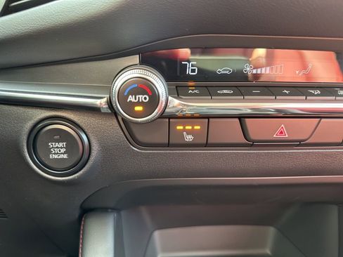 New 2026 MAZDA MAZDA3 Carbon image 39