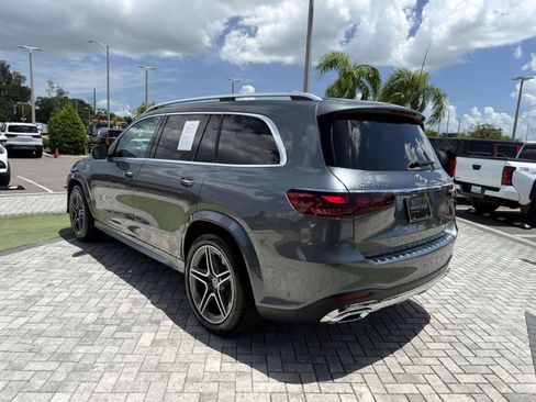 Certified 2026 Mercedes-Benz GLS 450 4MATIC image 4