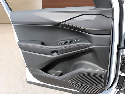 New 2026 Jeep Cherokee Limited AWD/4WD image 11