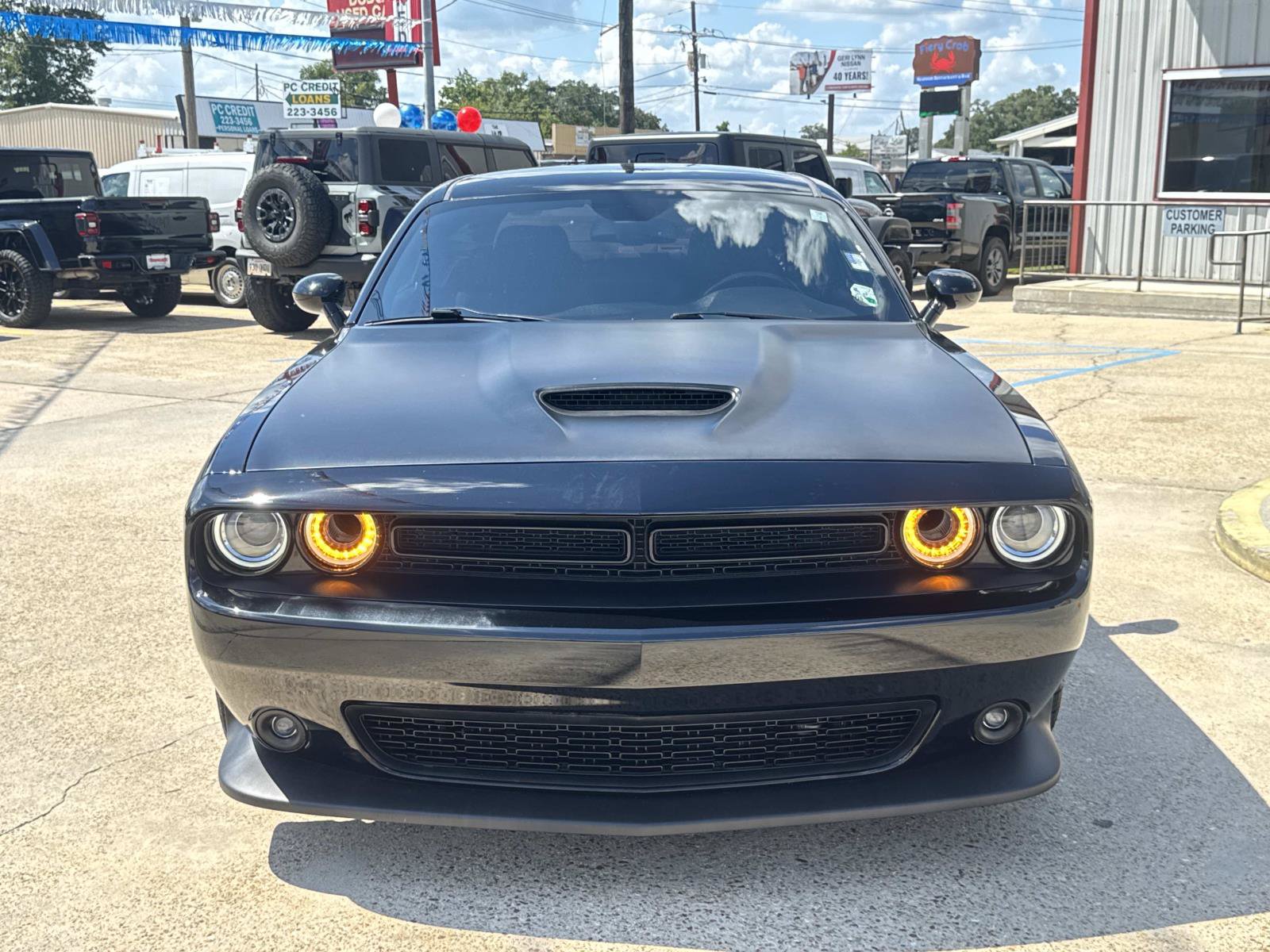 Used 2021 Dodge Challenger R/T Scat Pack w/ T/A Package RWD image 2