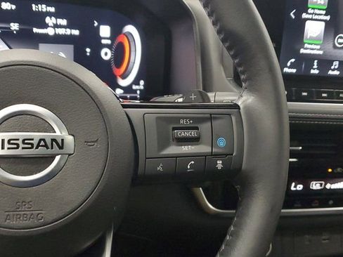 Used 2021 Nissan Rogue Platinum FWD image 26
