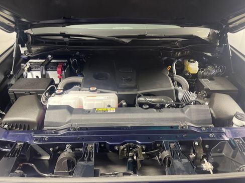 Used 2024 Toyota Tundra Limited image 8