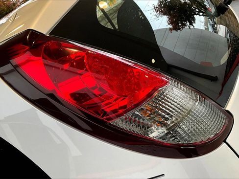 Used 2012 Mitsubishi i ES image 19