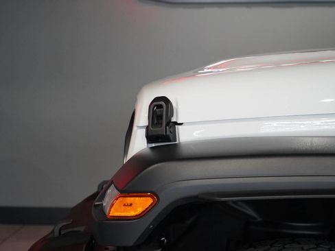 Used 2024 Jeep Wrangler Sport image 24