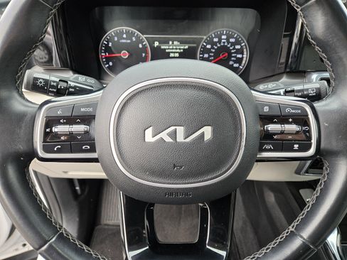 Used 2022 Kia Sorento SX image 21