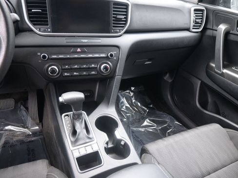Used 2021 Kia Sportage LX image 13