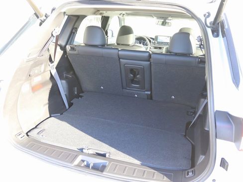 Used 2024 Mitsubishi Outlander 4WD Plug-In Hybrid image 32