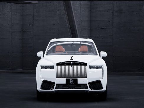 New 2026 Rolls-Royce Cullinan Black Badge image 5