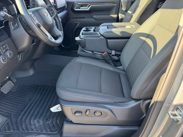 Used 2026 Chevrolet Silverado 1500 LT RWD image 14
