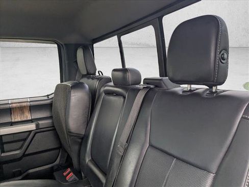 Used 2019 Ford F150 Lariat image 16