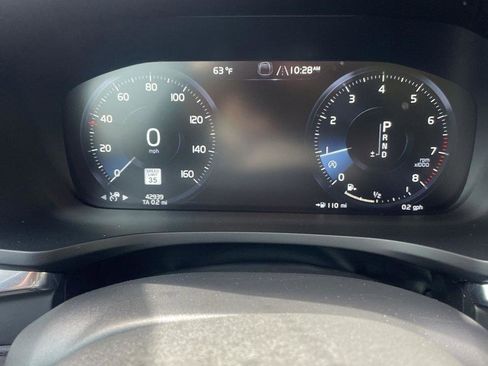 Used 2020 Volvo V60 T5 Cross Country AWD/4WD image 10