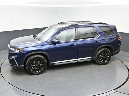 New 2025 Honda Pilot Touring image 26