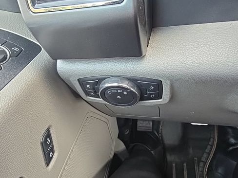 Used 2017 Ford F150 XLT AWD/4WD image 14