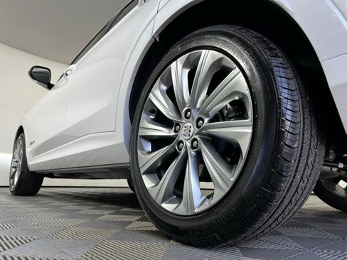 Used 2025 Buick Envista Avenir image 27