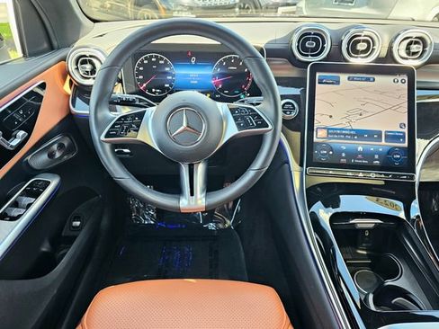 Certified 2023 Mercedes-Benz GLC 300 4MATIC image 30