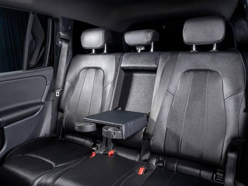 New 2025 Mercedes-Benz GLB 250 image 26