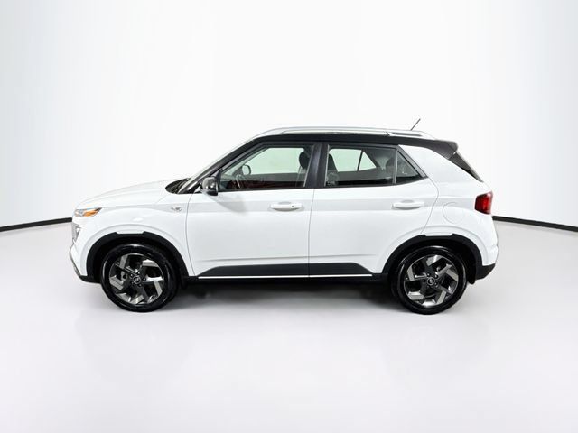 Certified 2024 Hyundai Venue Limited FWD image 5