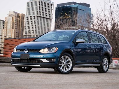 Used 2017 Volkswagen Golf Alltrack