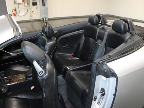 Used 2010 Lexus IS 350C w/ Luxury Pkg RWD image 41