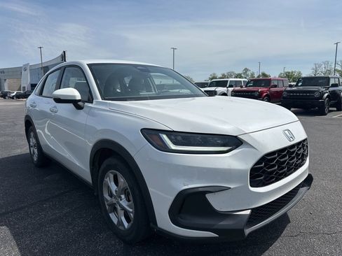 Used 2024 Honda HR-V LX image 2